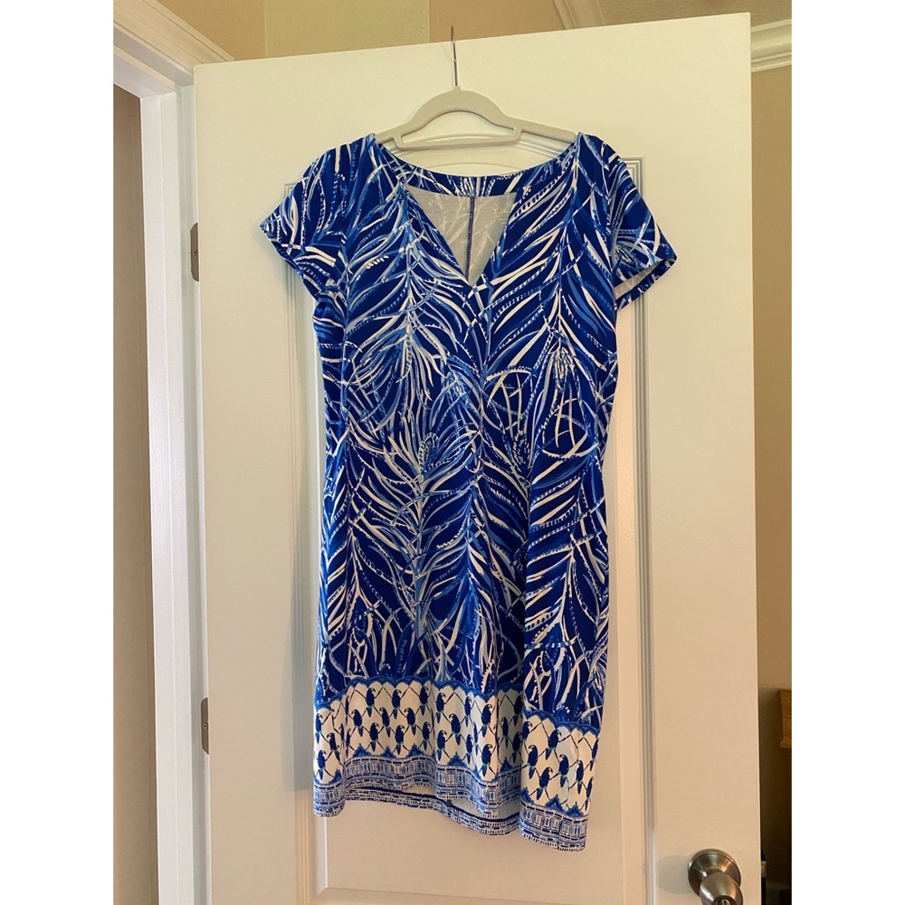 Lilly Pulitzer stretch shift sz M